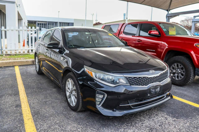 2018 Kia Optima S FWD photo