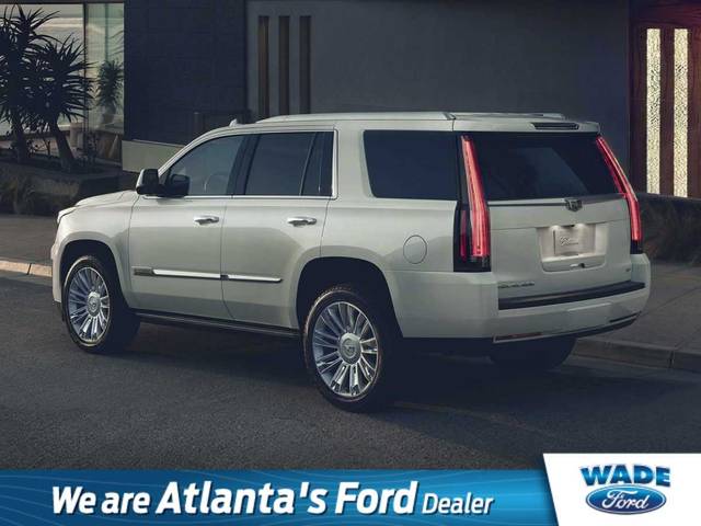 2018 Cadillac Escalade Luxury RWD photo