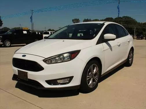 2018 Ford Focus SE FWD photo