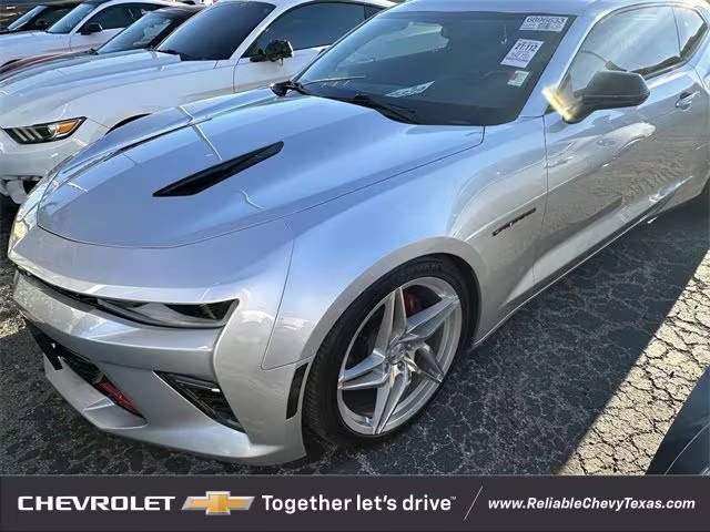 2018 Chevrolet Camaro 2SS RWD photo