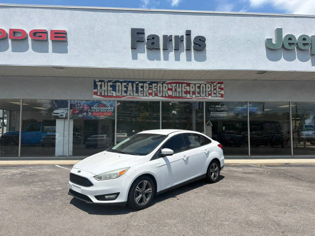 2018 Ford Focus SE FWD photo