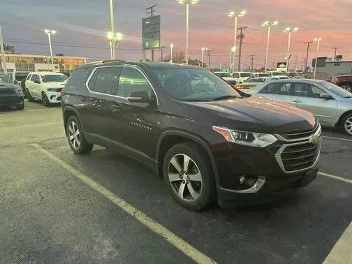 2018 Chevrolet Traverse LT Leather FWD photo