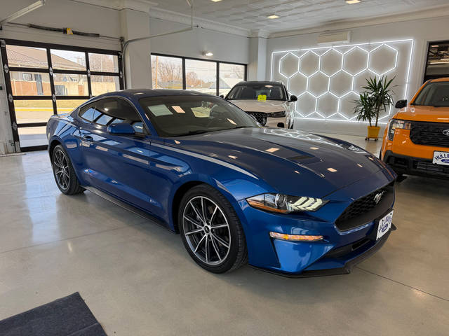 2018 Ford Mustang EcoBoost RWD photo