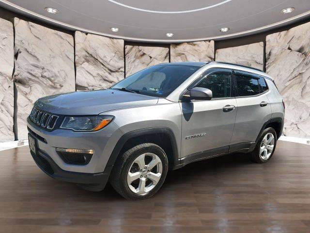 2018 Jeep Compass Latitude 4WD photo