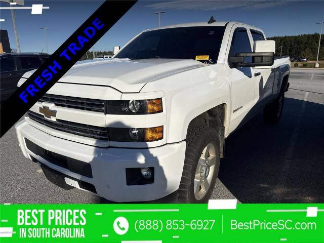 2018 Chevrolet Silverado 2500HD LT 4WD photo