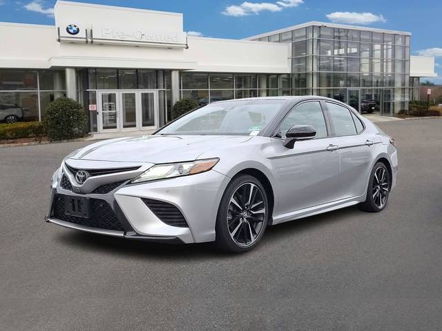 2018 Toyota Camry XSE FWD photo