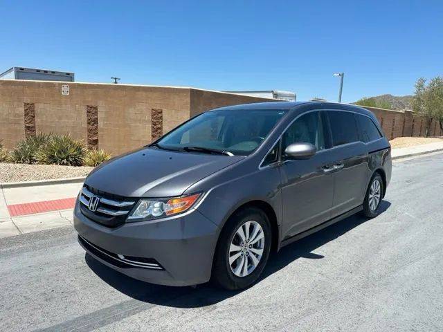 2016 Honda Odyssey SE FWD photo