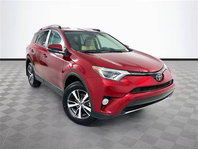 2018 Toyota RAV4 XLE AWD photo