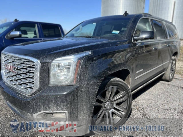 2018 GMC Yukon XL Denali 4WD photo