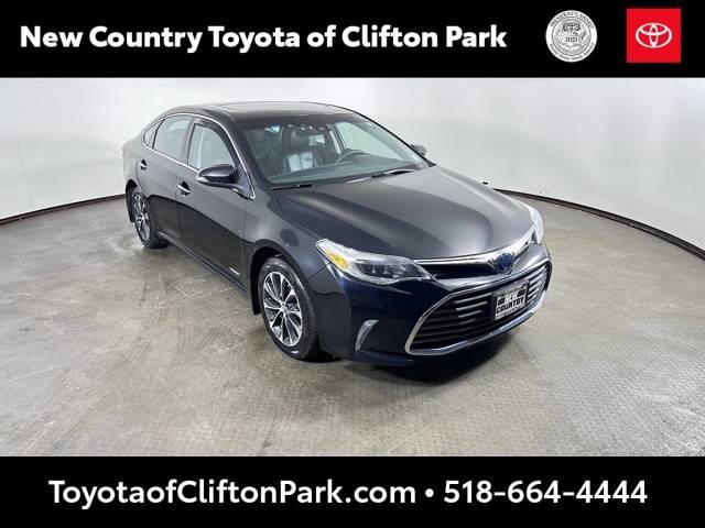 2018 Toyota Avalon Hybrid XLE Plus FWD photo