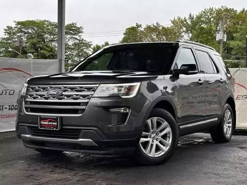 2018 Ford Explorer XLT 4WD photo