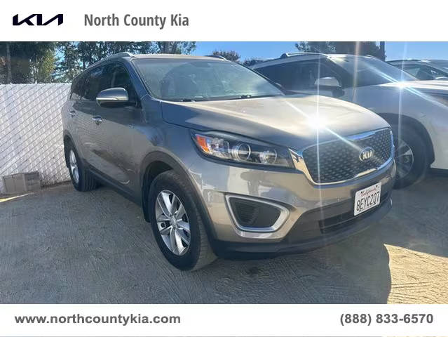 2018 Kia Sorento LX FWD photo