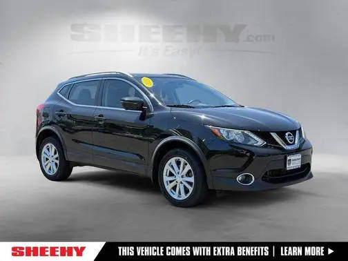 2017 Nissan Rogue Sport SV AWD photo