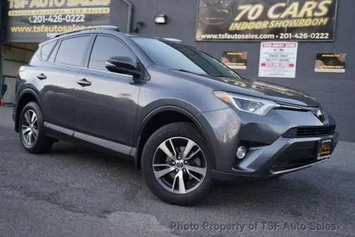 2018 Toyota RAV4 XLE AWD photo