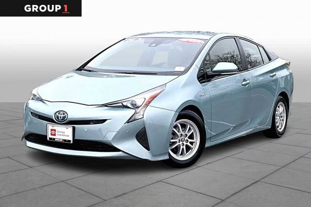 2018 Toyota Prius Two FWD photo
