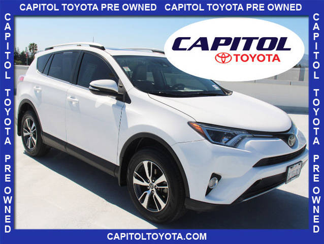 2018 Toyota RAV4 XLE AWD photo
