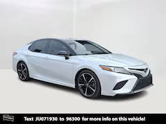 2018 Toyota Camry XSE FWD photo