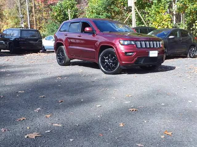 2018 Jeep Grand Cherokee Altitude 4WD photo