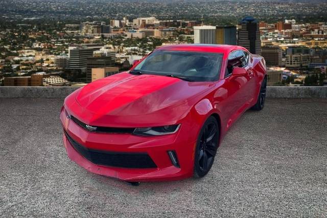 2017 Chevrolet Camaro 1LT RWD photo