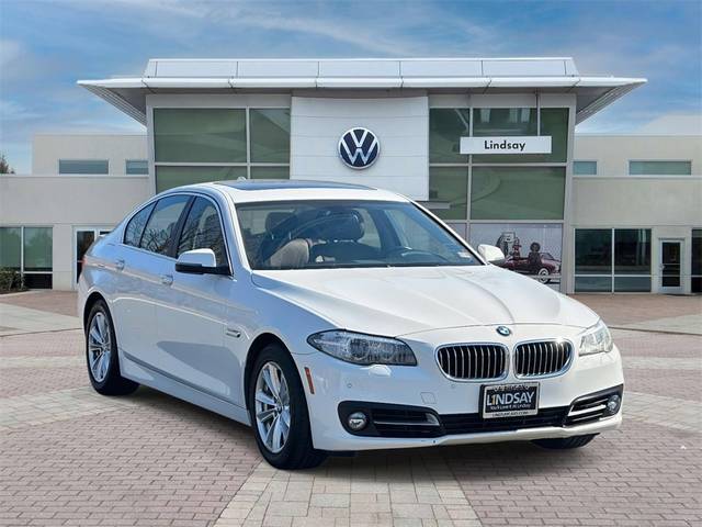 2015 BMW 5 Series 528i xDrive AWD photo