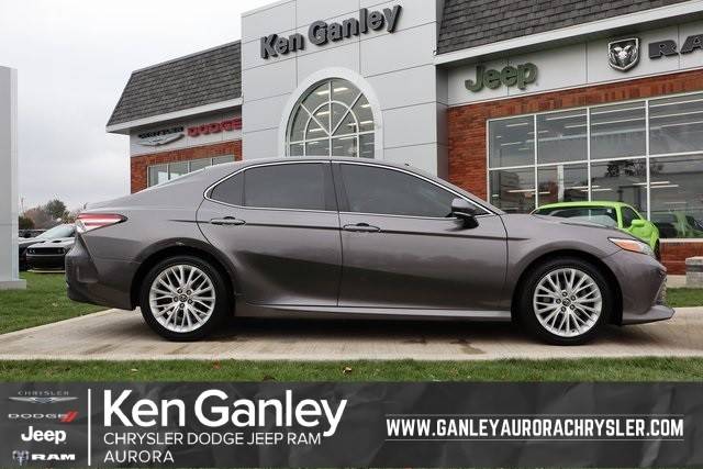 2018 Toyota Camry XLE FWD photo