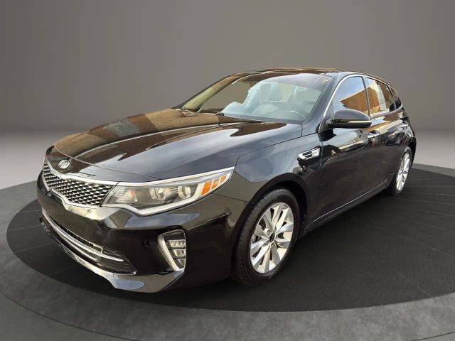 2018 Kia Optima S FWD photo