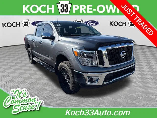 2018 Nissan Titan SL 4WD photo