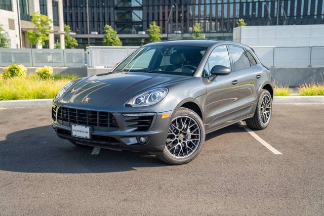 2018 Porsche Macan S AWD photo