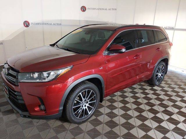 2018 Toyota Highlander SE AWD photo