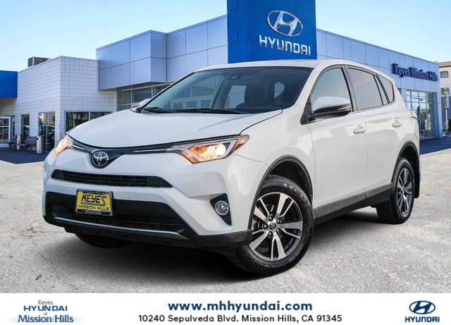 2018 Toyota RAV4 XLE FWD photo