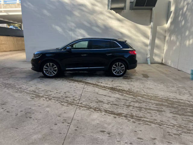 2018 Lincoln MKX Reserve AWD photo