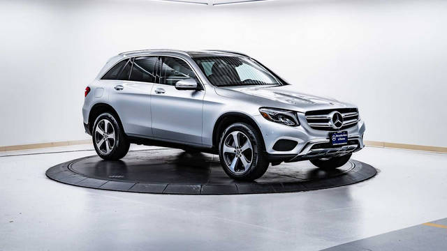 2018 Mercedes-Benz GLC-Class GLC 300 AWD photo