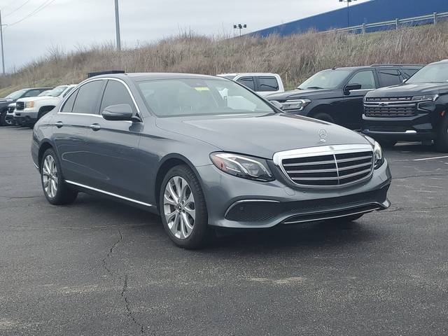 2018 Mercedes-Benz E-Class E 300 AWD photo