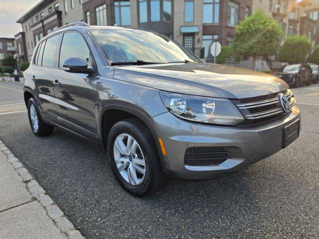 2015 Volkswagen Tiguan S AWD photo