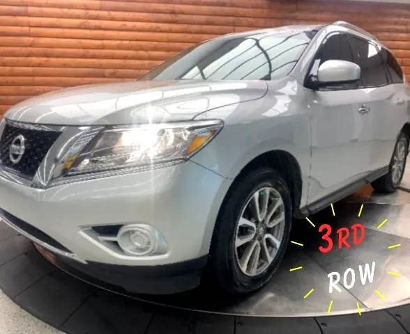 2016 Nissan Pathfinder S FWD photo