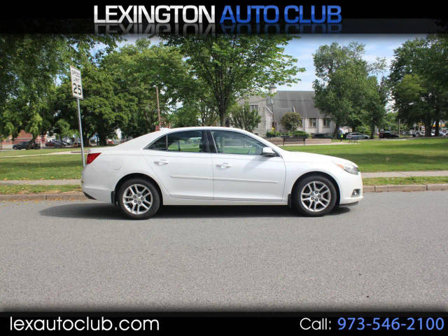 2015 Chevrolet Malibu LT FWD photo