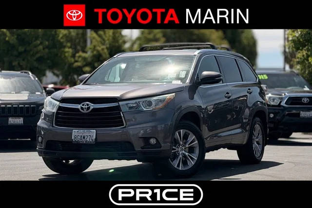 2015 Toyota Highlander XLE AWD photo