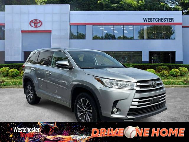 2018 Toyota Highlander XLE AWD photo