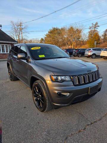 2018 Jeep Grand Cherokee Altitude 4WD photo