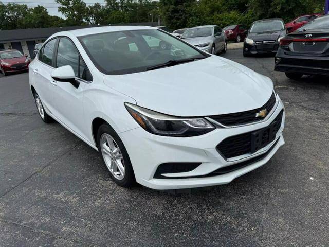 2018 Chevrolet Cruze LT FWD photo