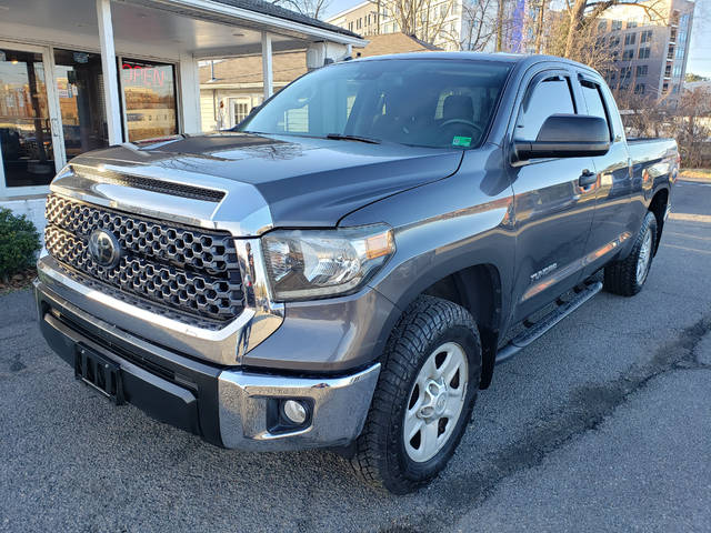 2018 Toyota Tundra SR5 4WD photo