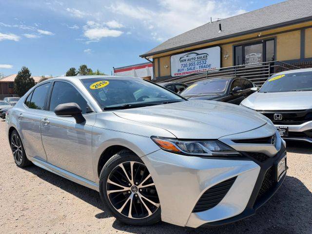 2018 Toyota Camry SE FWD photo