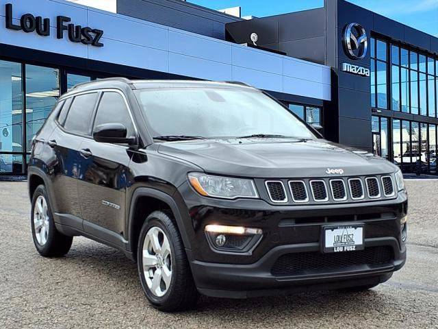 2018 Jeep Compass Latitude FWD photo