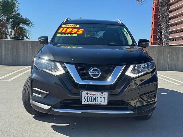 2018 Nissan Rogue SV AWD photo