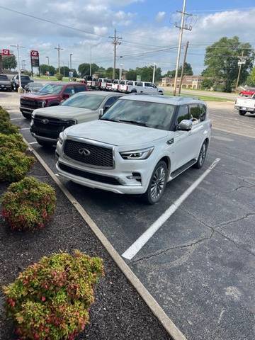 2018 Infiniti QX80  4WD photo
