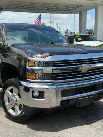 2018 Chevrolet Silverado 2500HD LT 4WD photo