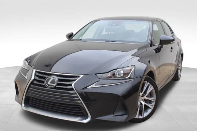 2018 Lexus IS IS 300 RWD photo