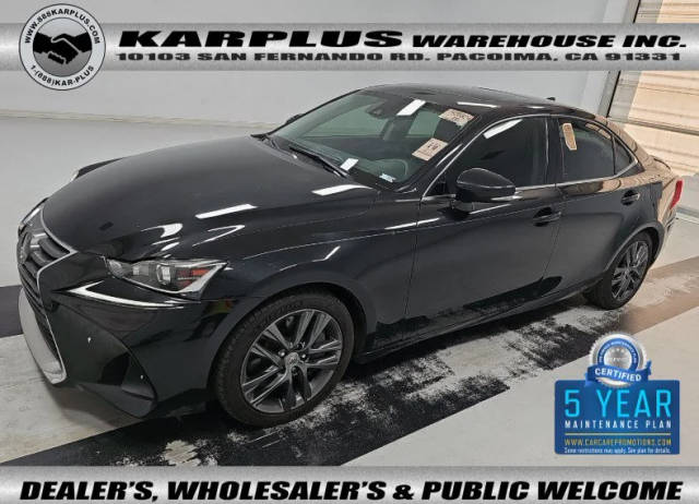 2018 Lexus IS IS 300 RWD photo