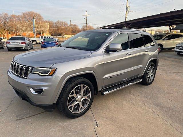 2018 Jeep Grand Cherokee Sterling Edition 4WD photo