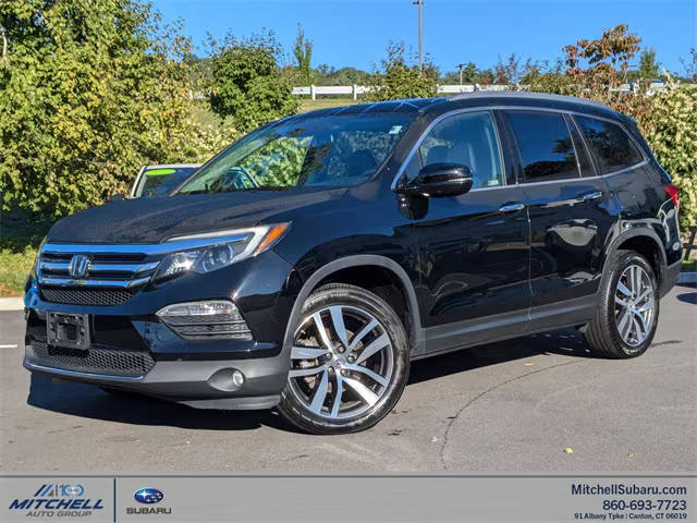 2018 Honda Pilot Touring AWD photo